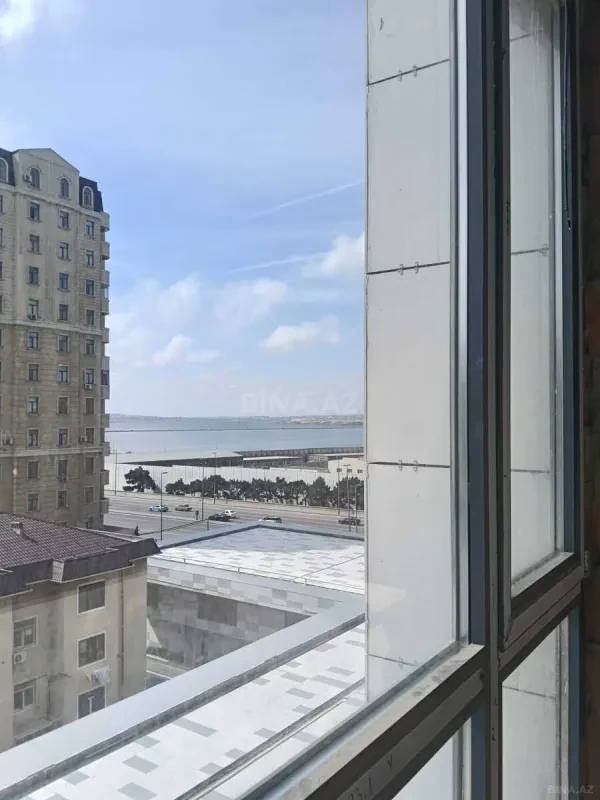Satılır 2 otaqlı mənzil 59 m²