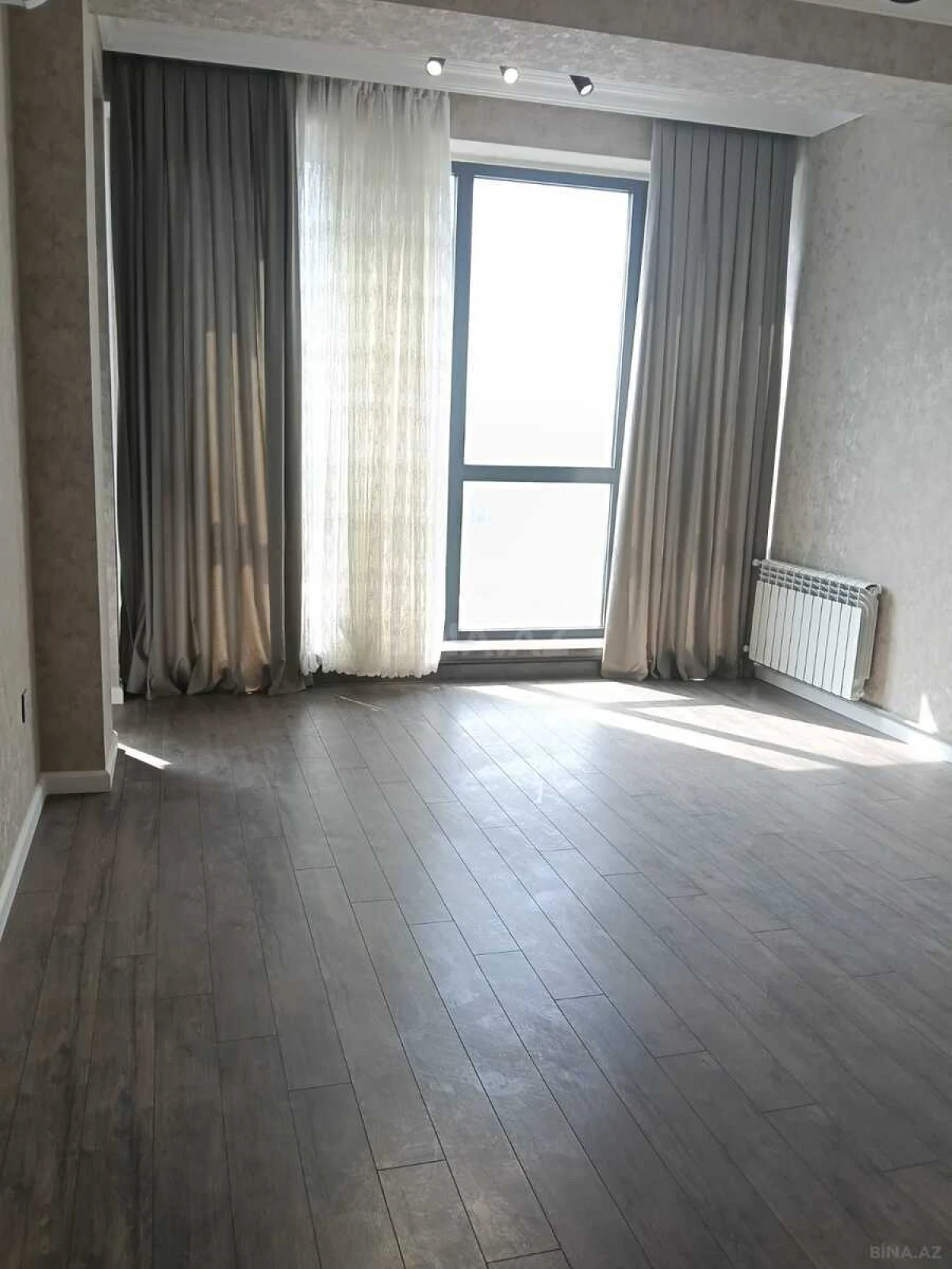 Satılır 2 otaqlı mənzil 59 m²