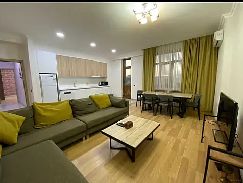 Satılır 3 otaqlı mənzil 107 m²