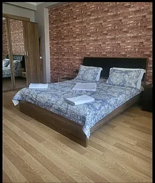 Satılır 3 otaqlı mənzil 107 m²