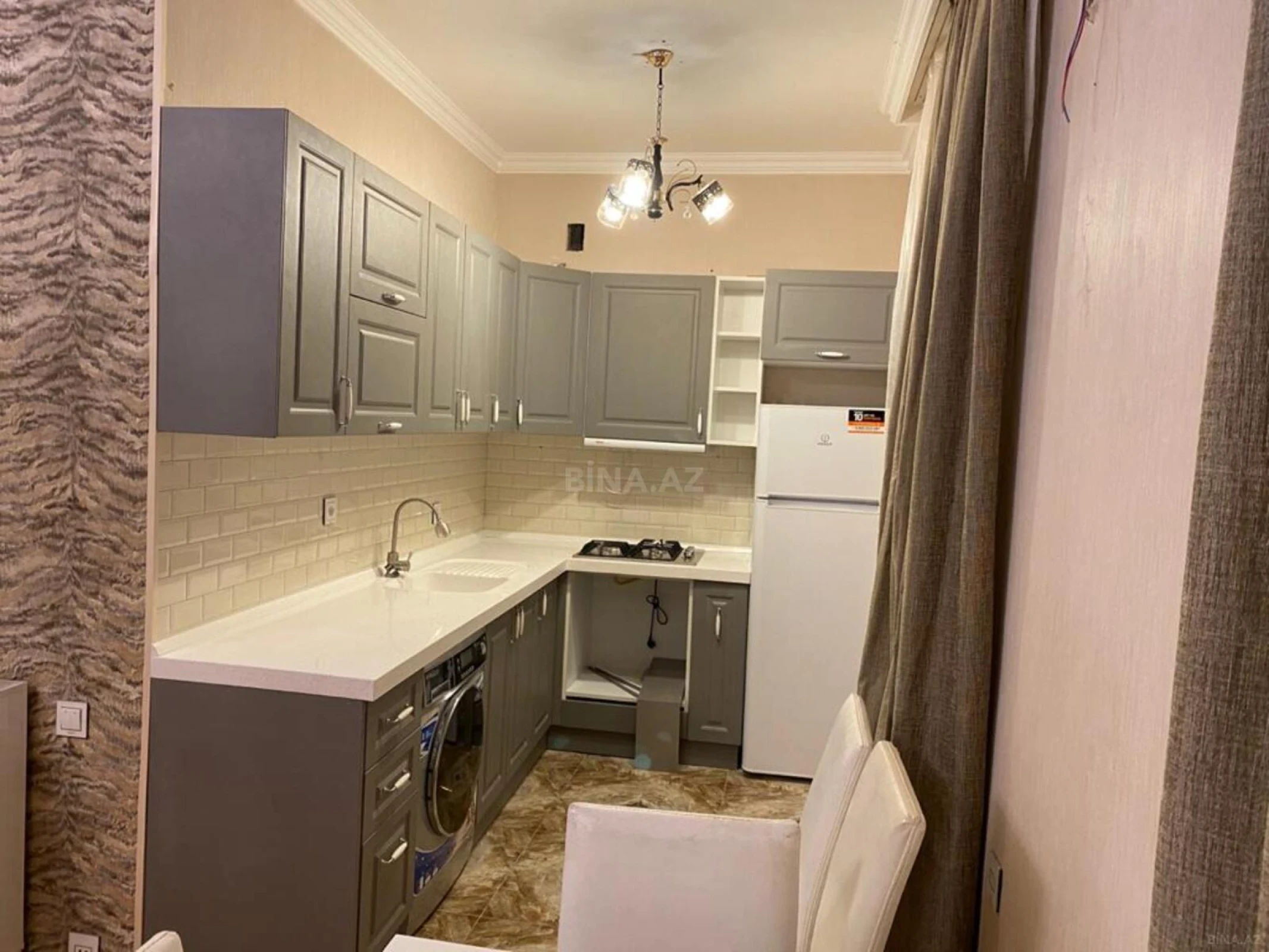 Satılır 2 otaqlı mənzil 60 m²