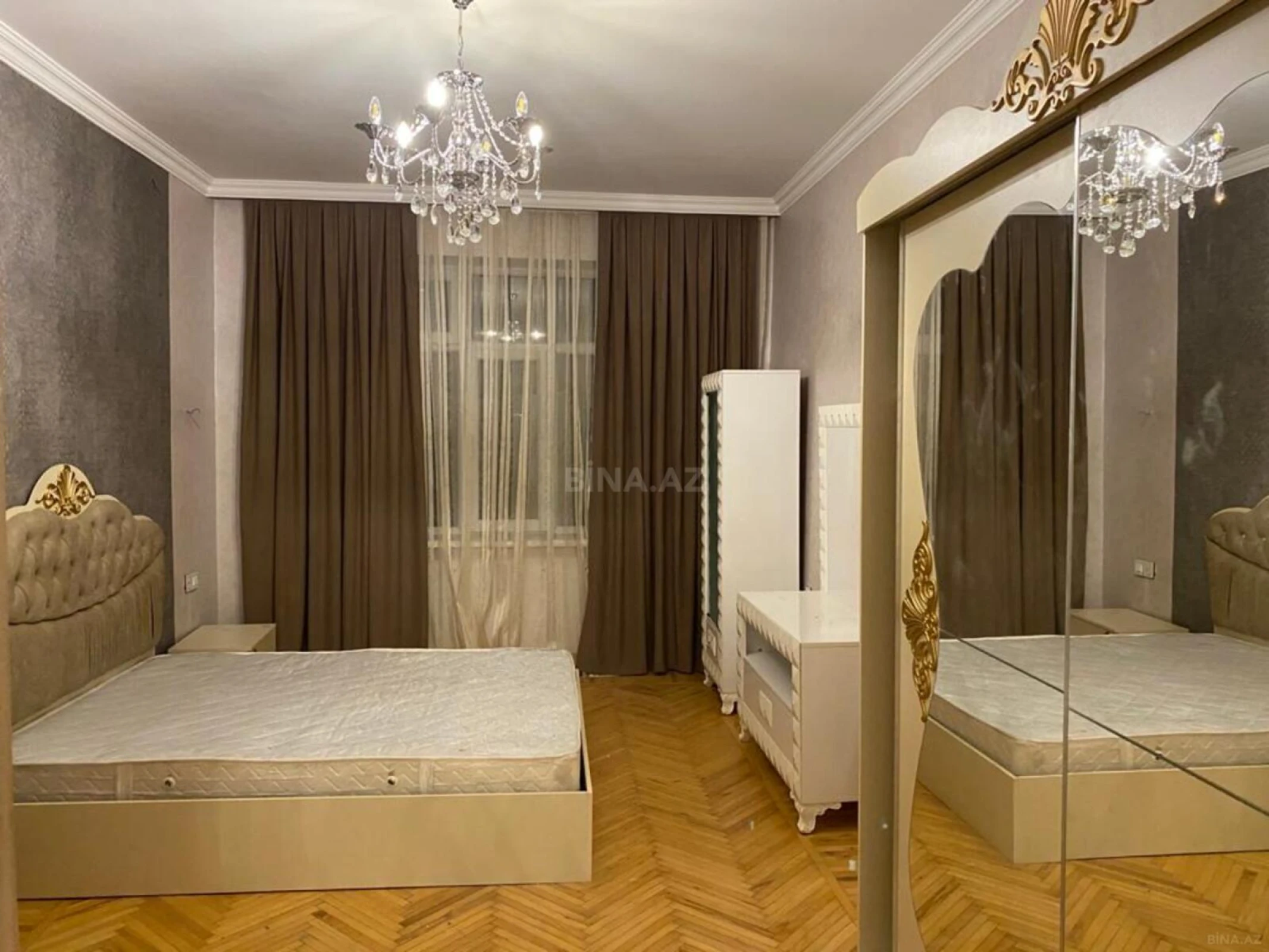 Satılır 2 otaqlı mənzil 60 m²