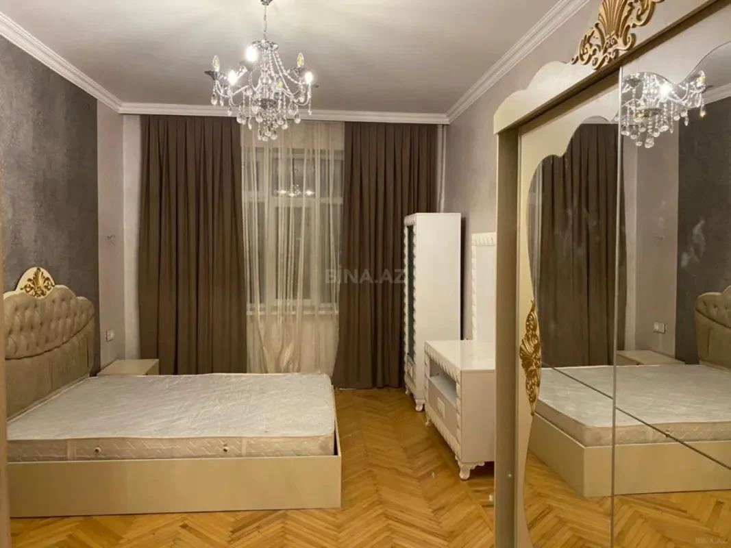 Satılır 2 otaqlı mənzil 60 m²