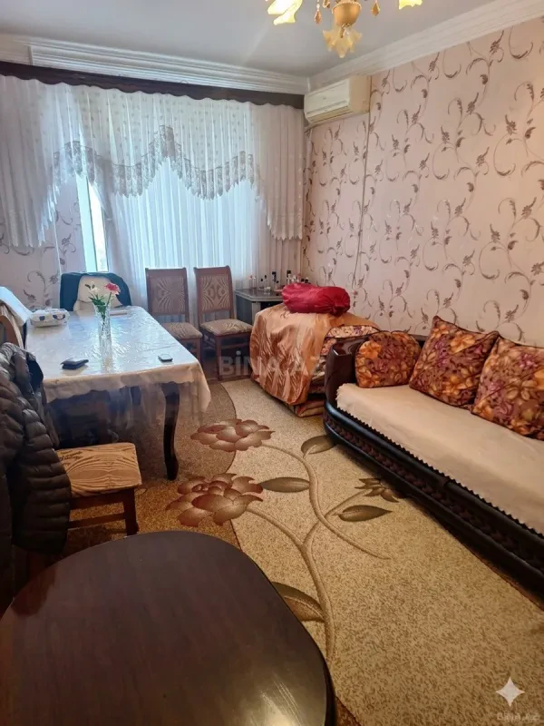 Satılır 2 otaqlı mənzil 60 m²