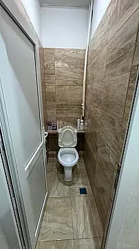 Kirayə verilir 2 otaqlı mənzil 75 m²
