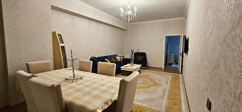 Kirayə verilir 3 otaqlı mənzil 125 m²