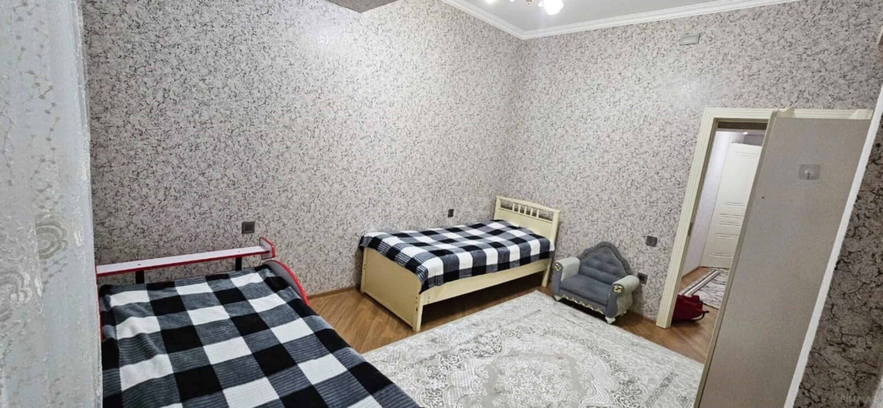Kirayə verilir 3 otaqlı mənzil 125 m²