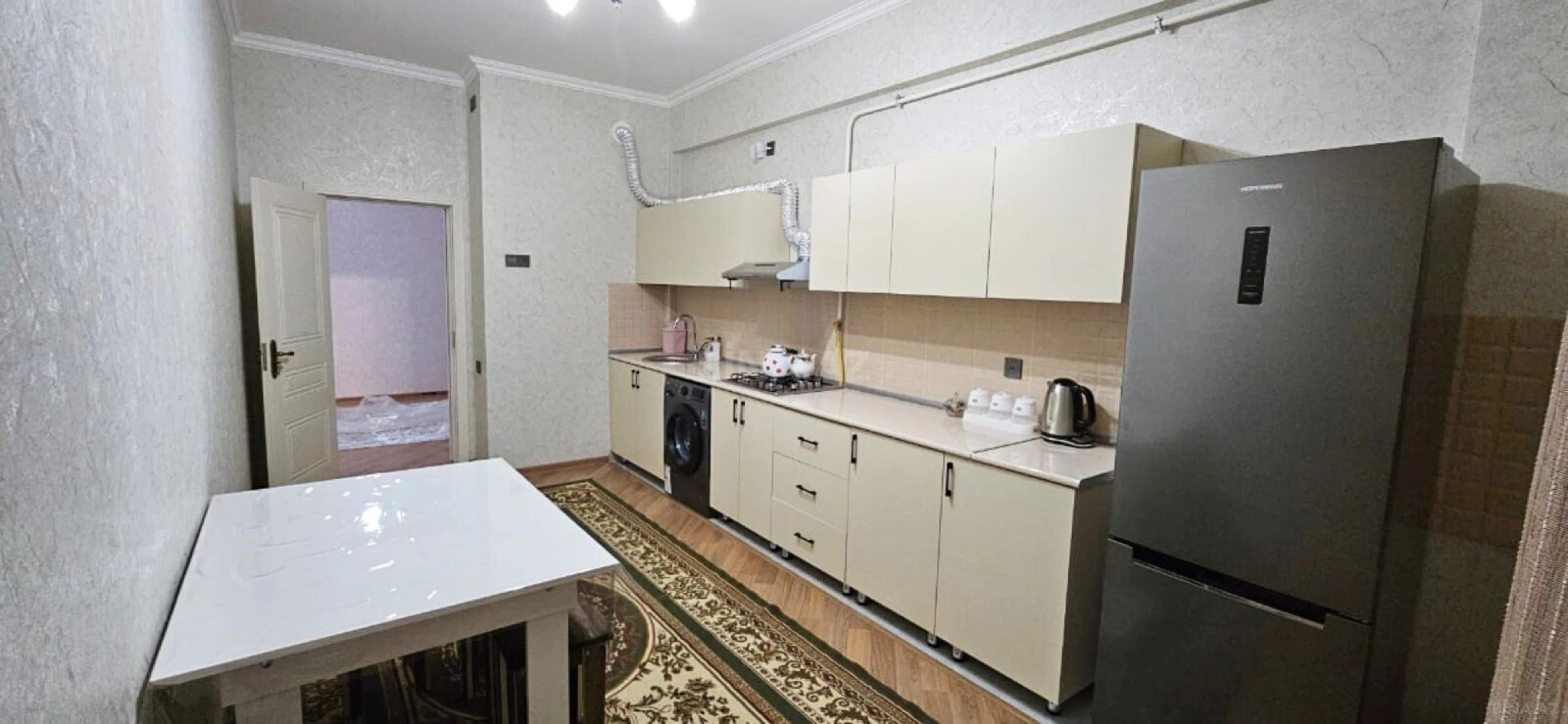 Kirayə verilir 3 otaqlı mənzil 125 m²