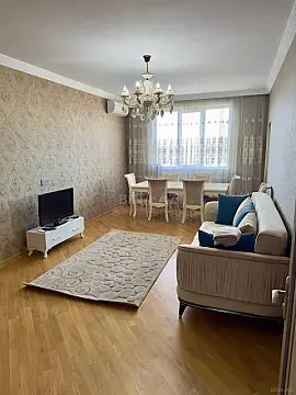 Kirayə verilir 3 otaqlı mənzil 100 m² — Bakı, Bakıxanov 3 otaq 100.00 m²