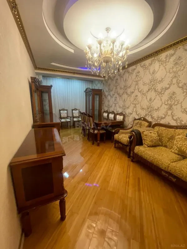 Kirayə verilir 2 otaqlı mənzil 60 m²