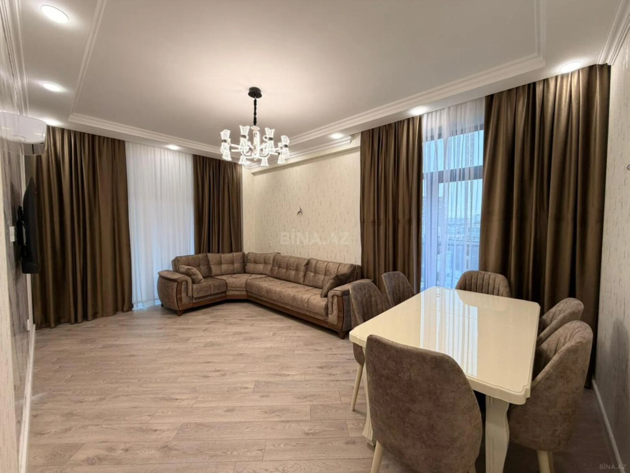 Kirayə verilir 2 otaqlı mənzil 100 m²
