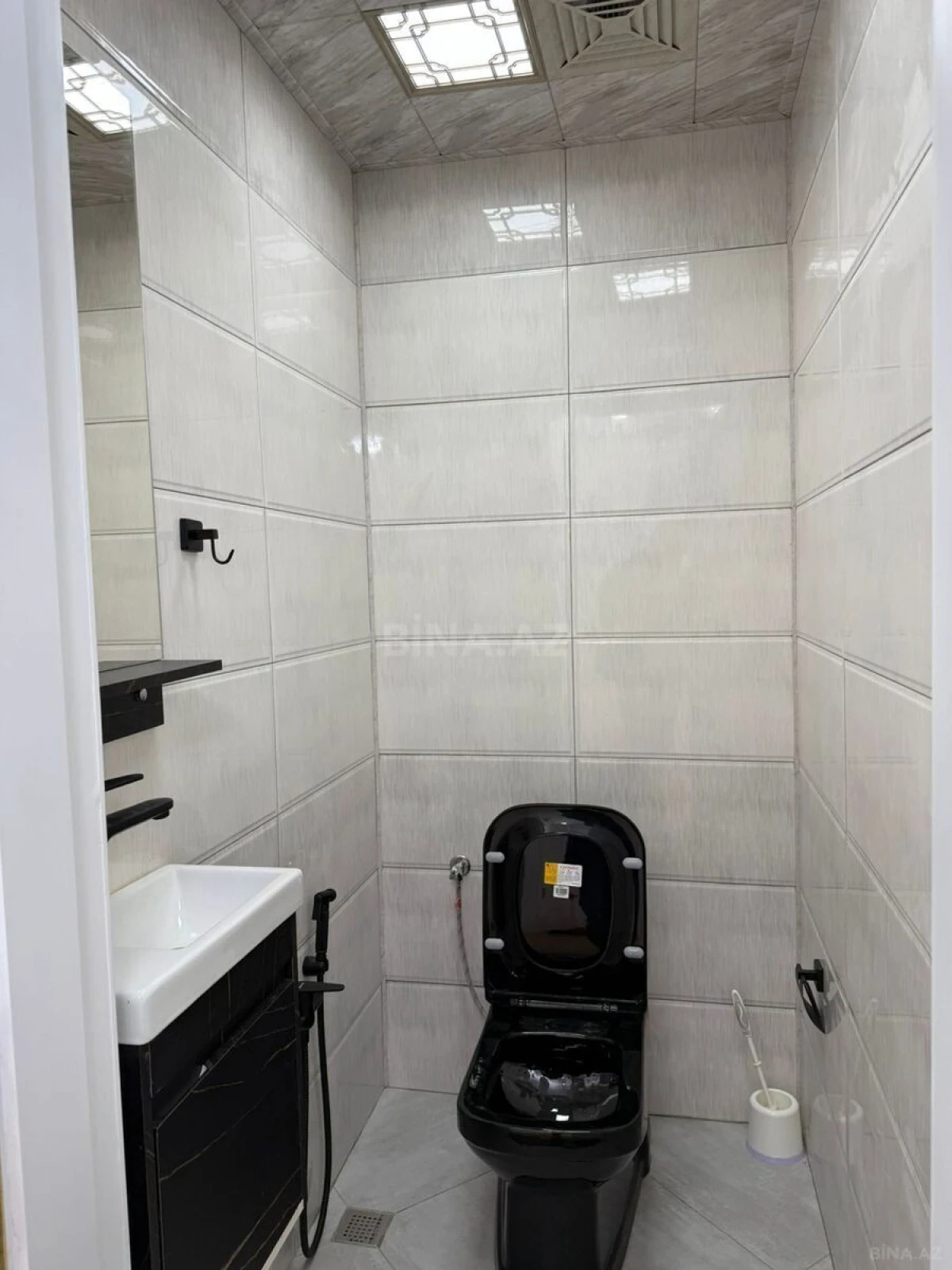 Kirayə verilir 3 otaqlı mənzil 103 m²