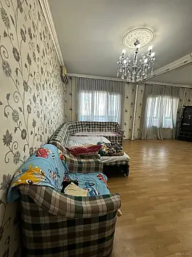 Kirayə verilir 4 otaqlı mənzil 115 m²