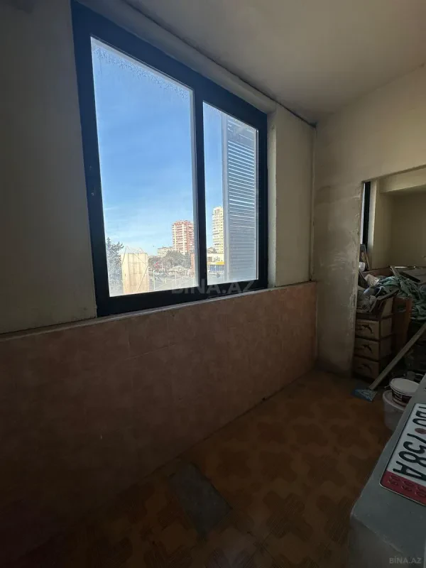 Kirayə verilir 4 otaqlı mənzil 115 m²