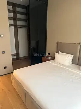 Satılır 2 otaqlı mənzil 78 m²