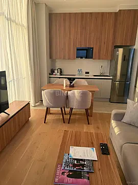 Satılır 2 otaqlı mənzil 78 m²