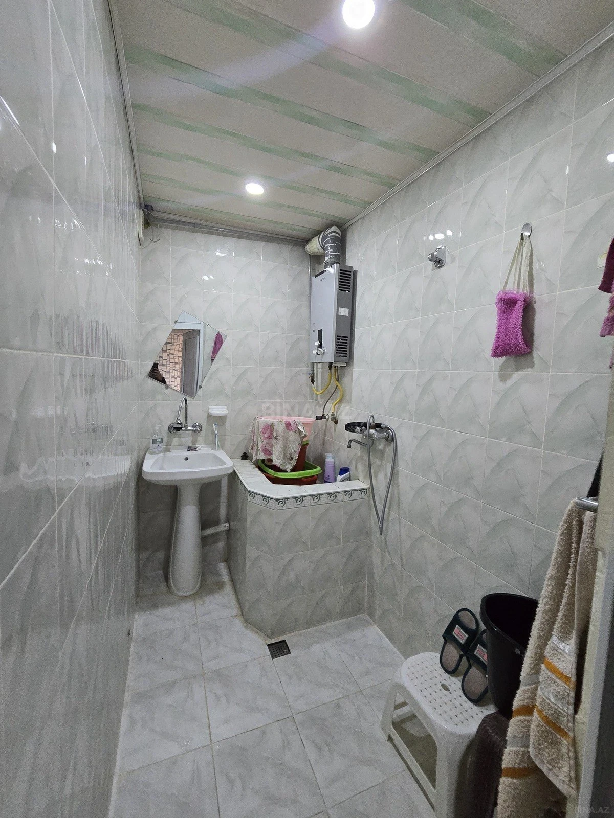 Satılır 2 otaqlı mənzil 65 m²