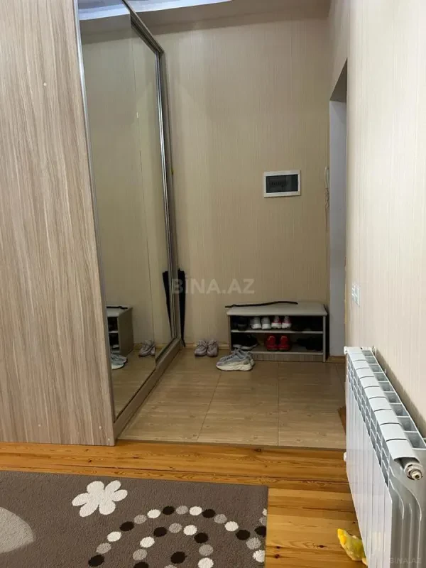 Satılır 3 otaqlı mənzil 111 m²