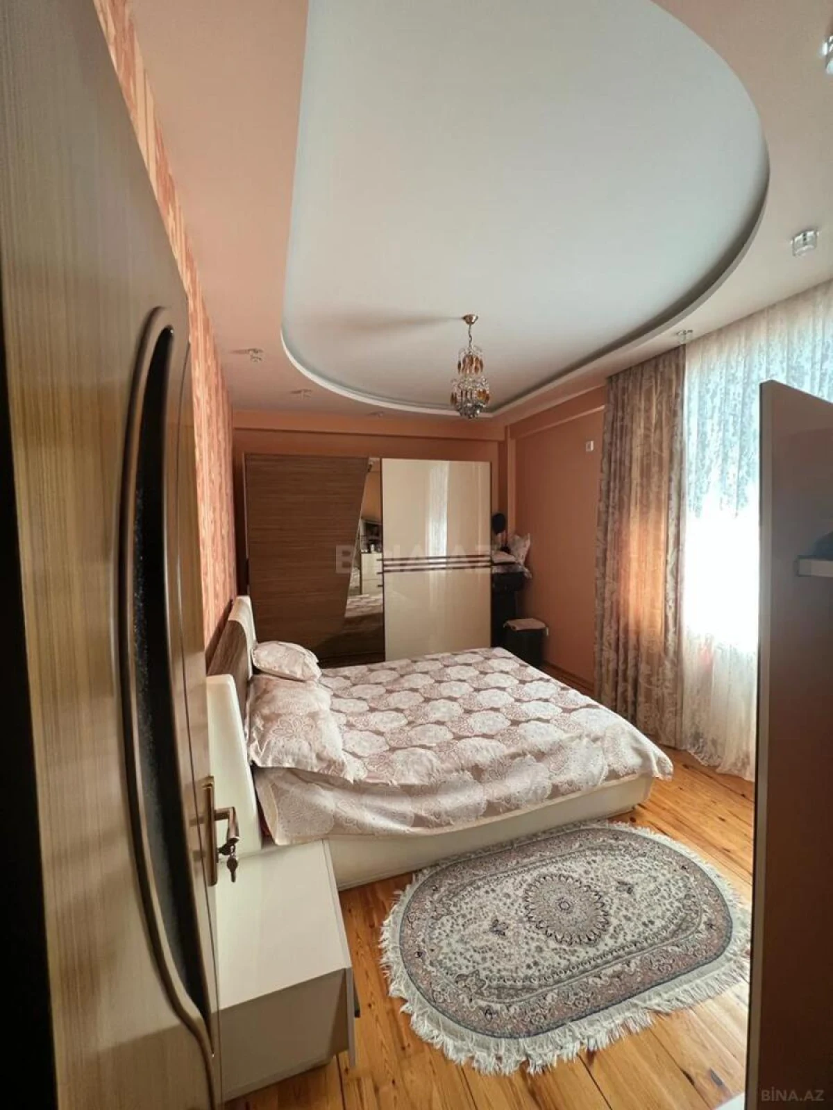 Satılır 3 otaqlı mənzil 111 m²
