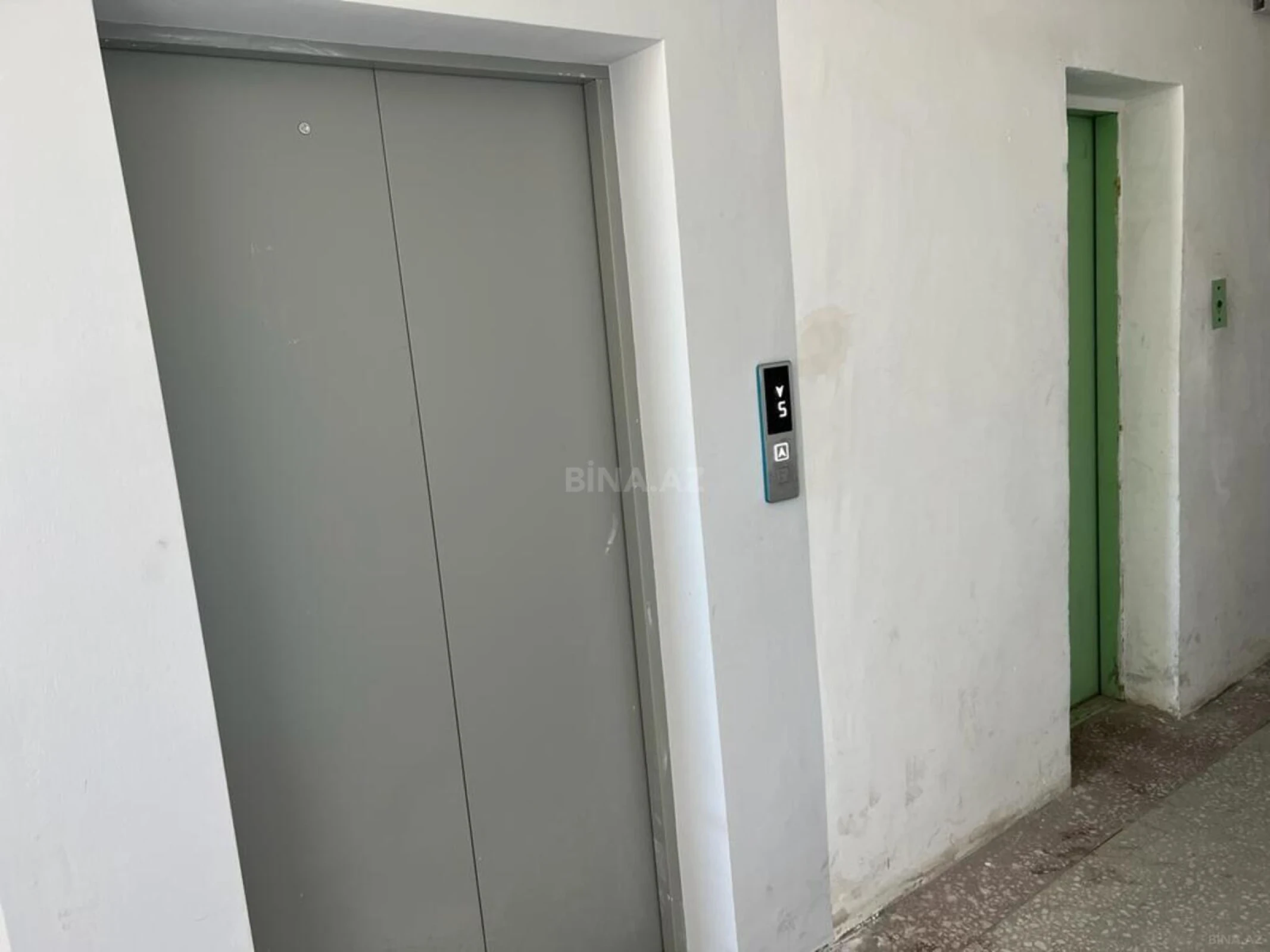 Satılır 3 otaqlı mənzil 111 m²