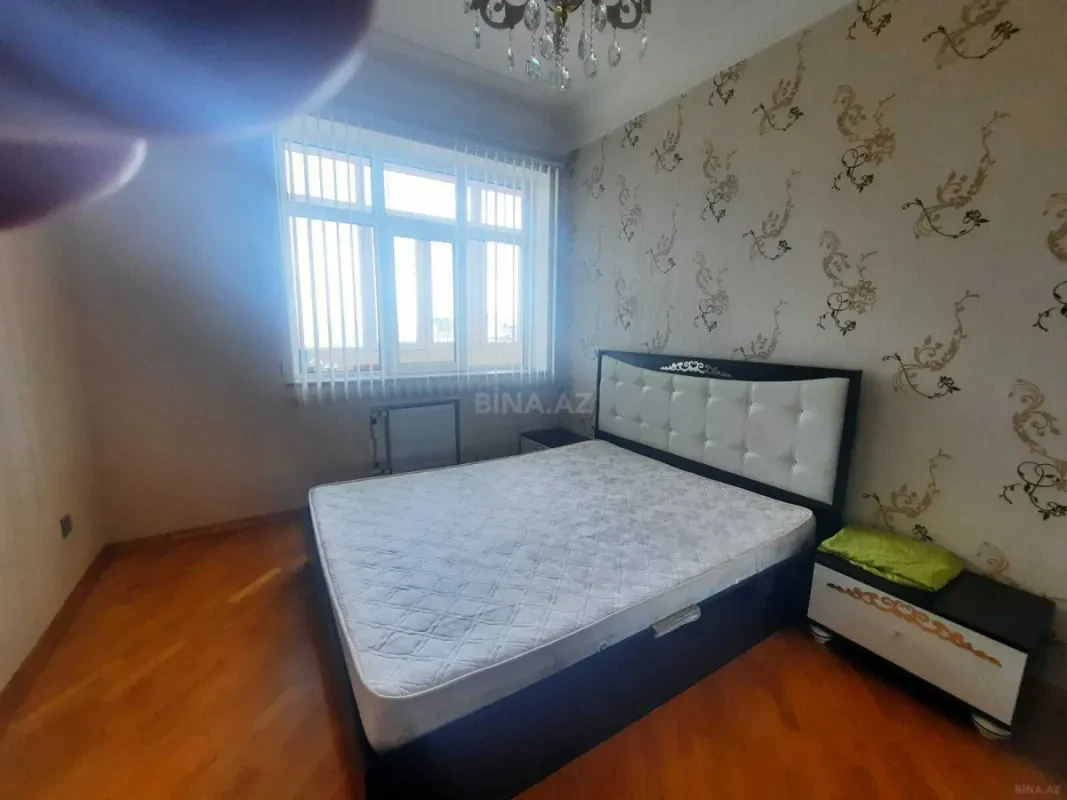 Kirayə verilir 2 otaqlı mənzil 76 m²