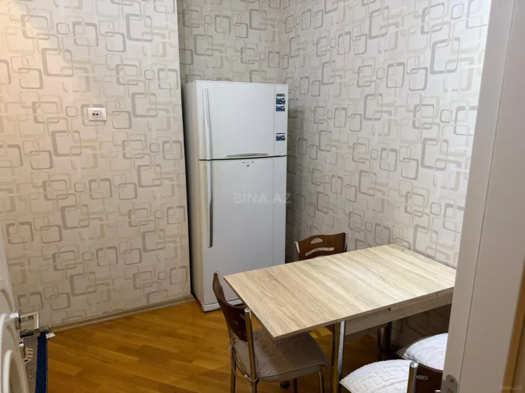 Kirayə verilir 4 otaqlı mənzil 120 m²