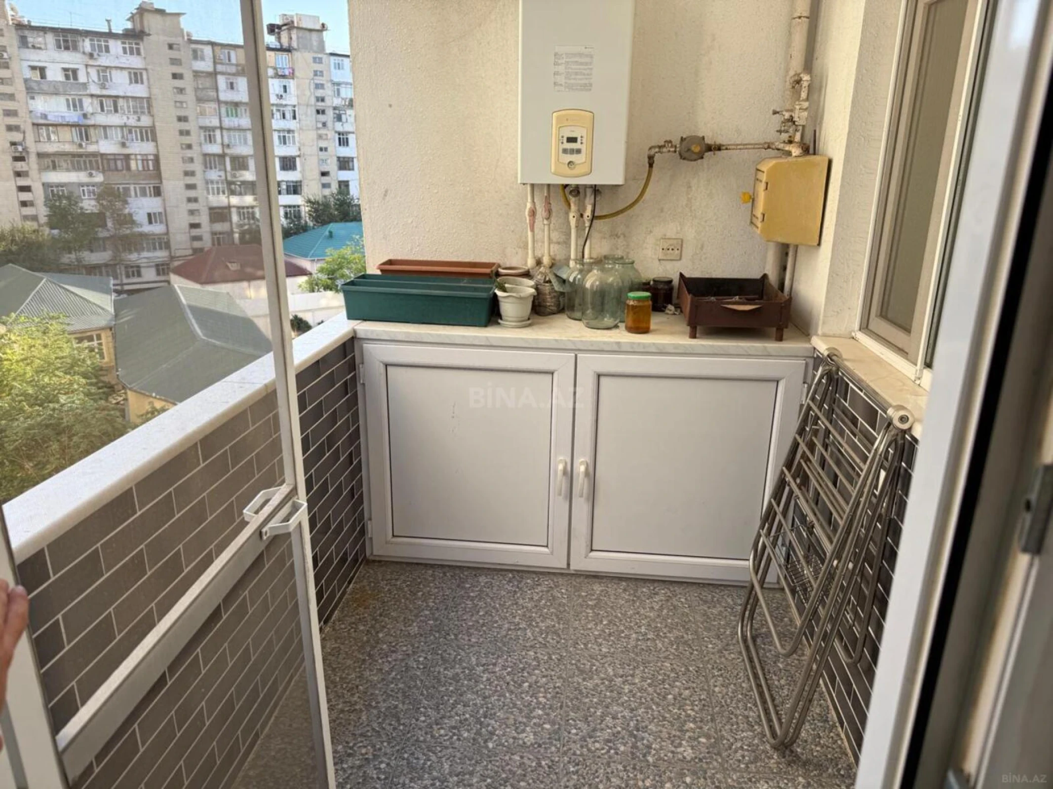 Kirayə verilir 4 otaqlı mənzil 120 m²