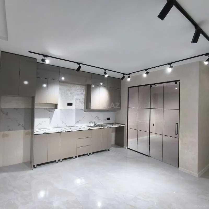 Satılır 1 otaqlı mənzil 35 m²
