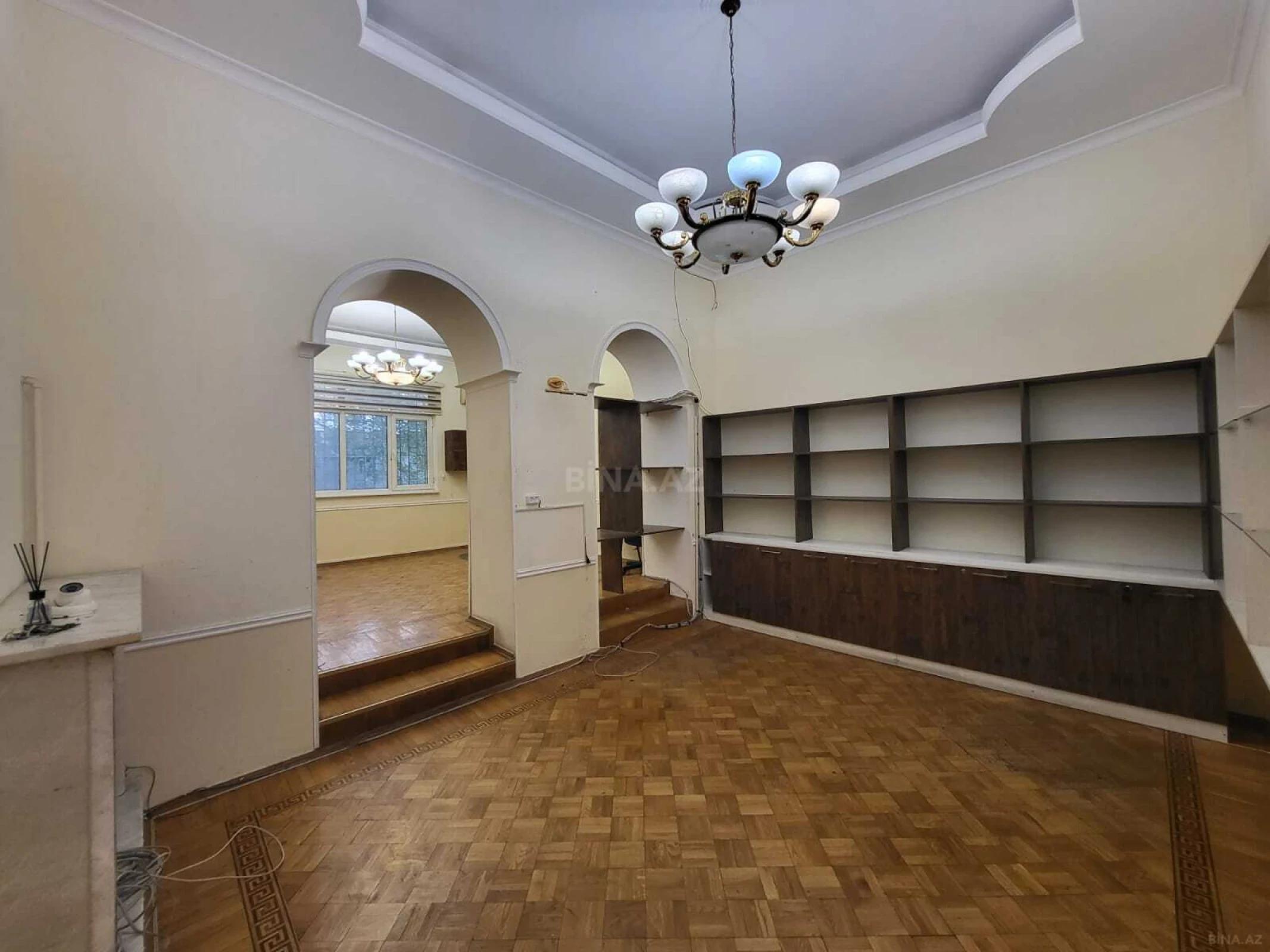 Kirayə verilir 3 otaqlı ofis 100 m²