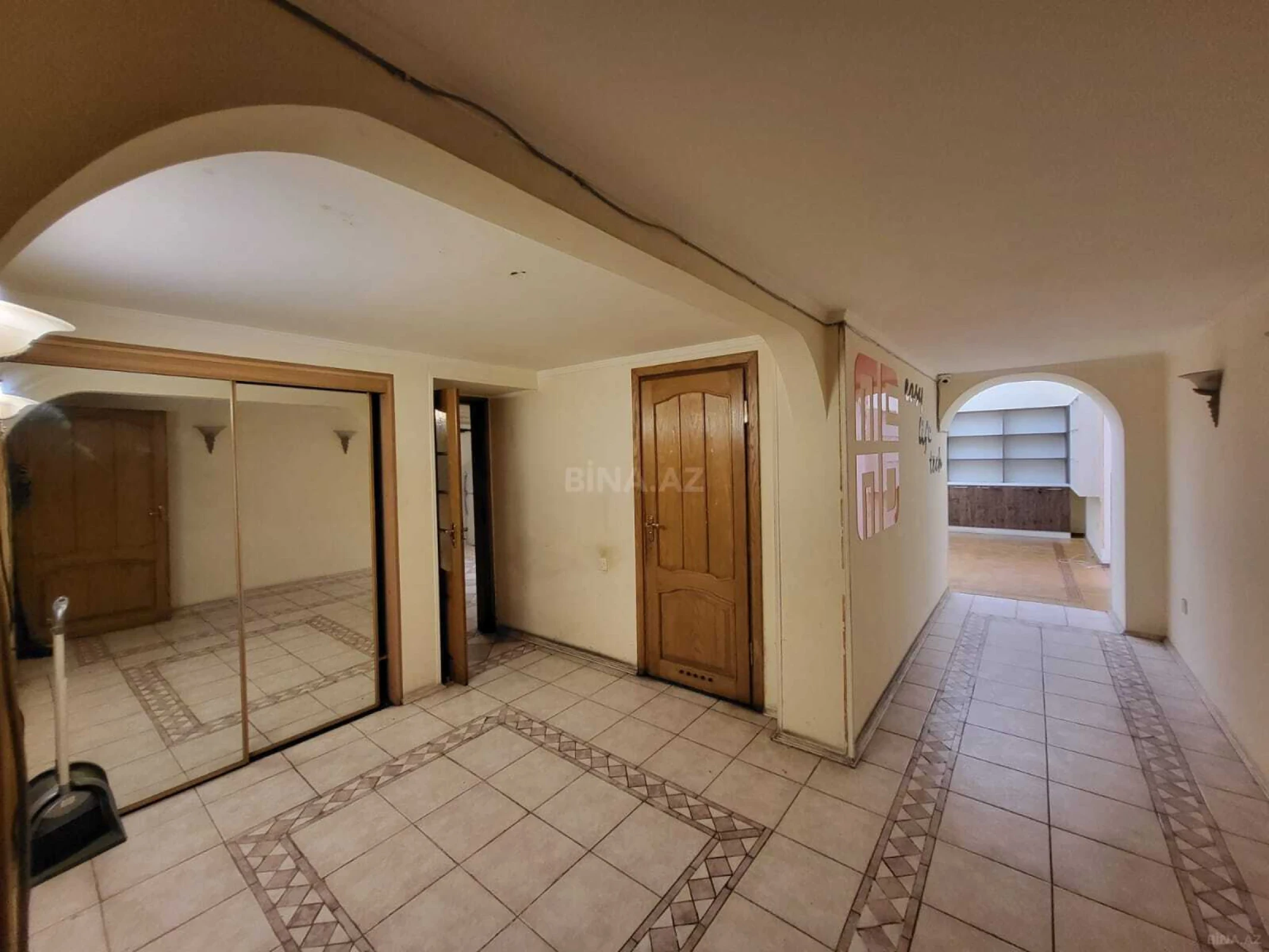 Kirayə verilir 3 otaqlı ofis 100 m²
