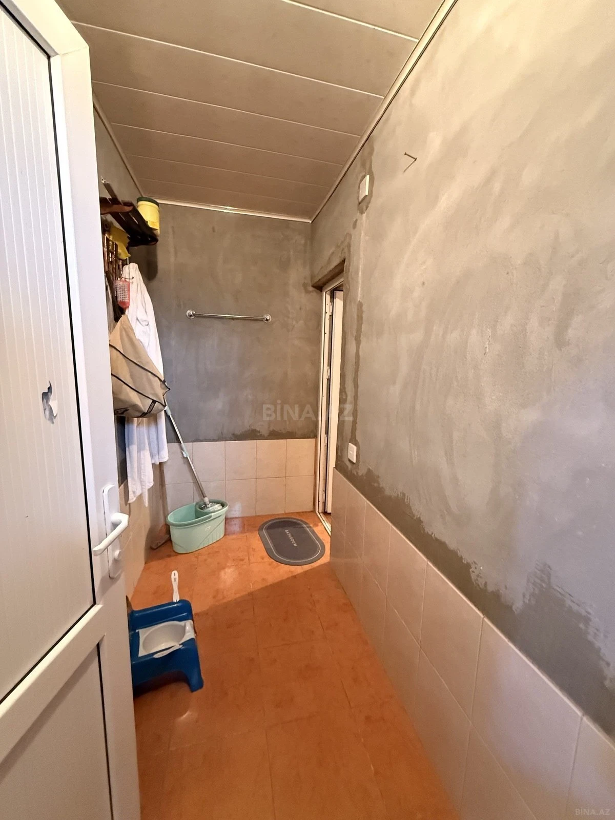 Satılır 7 otaqlı həyət evi 300 m²