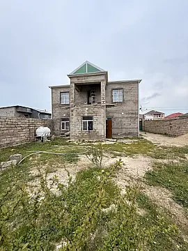 Satılır 7 otaqlı həyət evi 300 m²