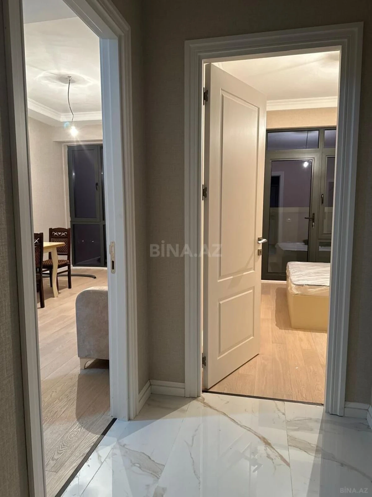 Kirayə verilir 2 otaqlı mənzil 50 m²