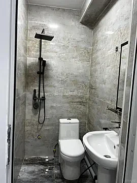 Kirayə verilir 2 otaqlı mənzil 55 m²