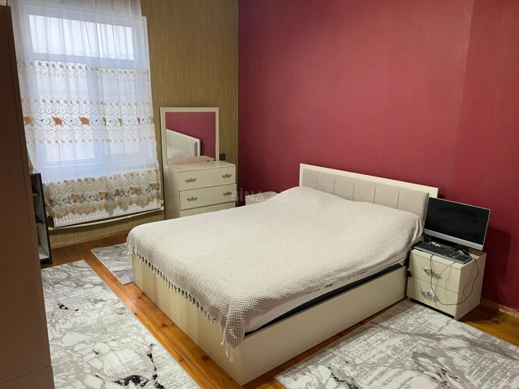Satılır 3 otaqlı həyət evi 100 m²