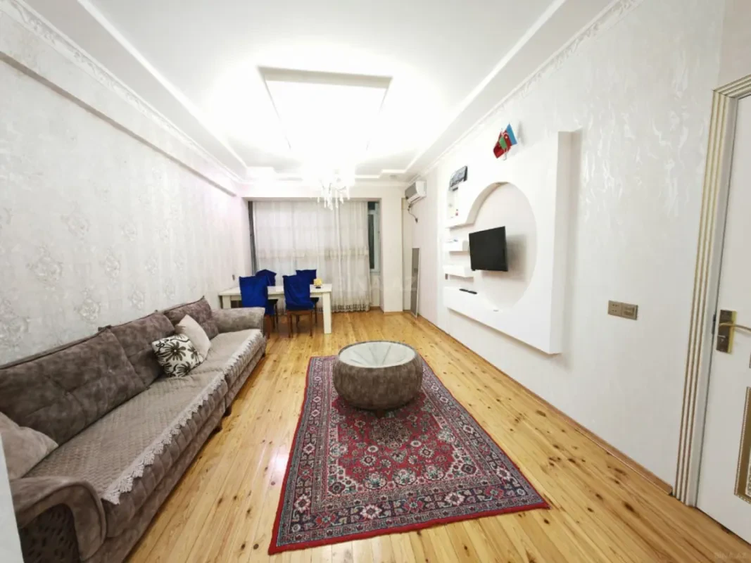 Kirayə verilir 2 otaqlı mənzil 58 m²