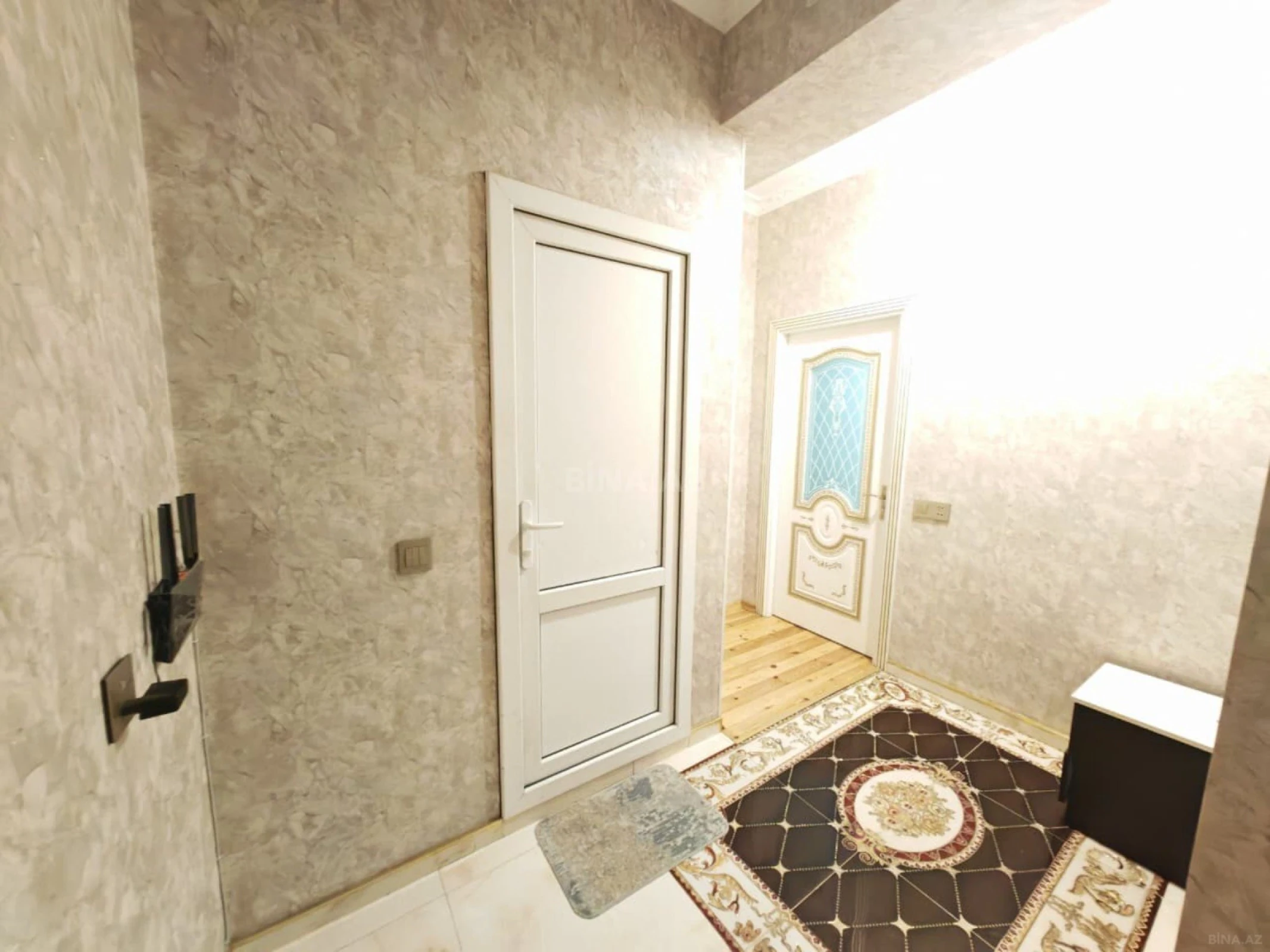 Kirayə verilir 2 otaqlı mənzil 58 m²