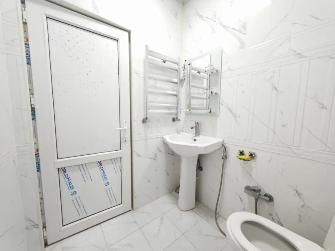 Kirayə verilir 2 otaqlı mənzil 58 m²