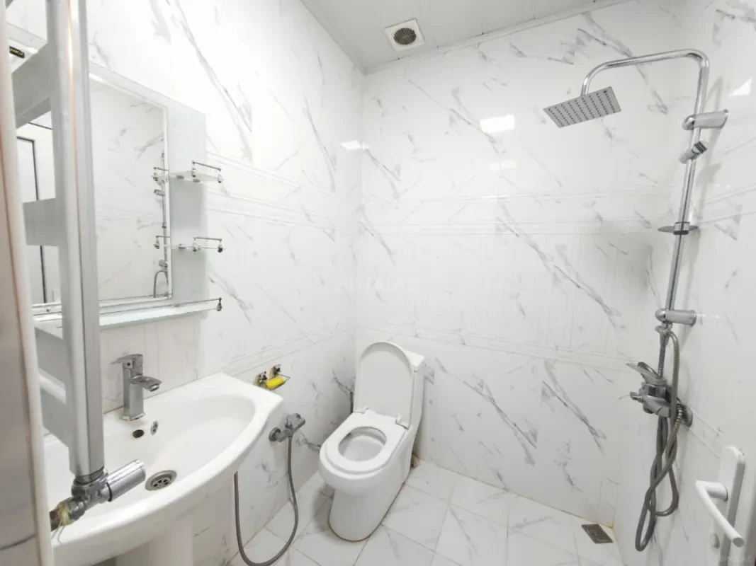 Kirayə verilir 2 otaqlı mənzil 58 m²