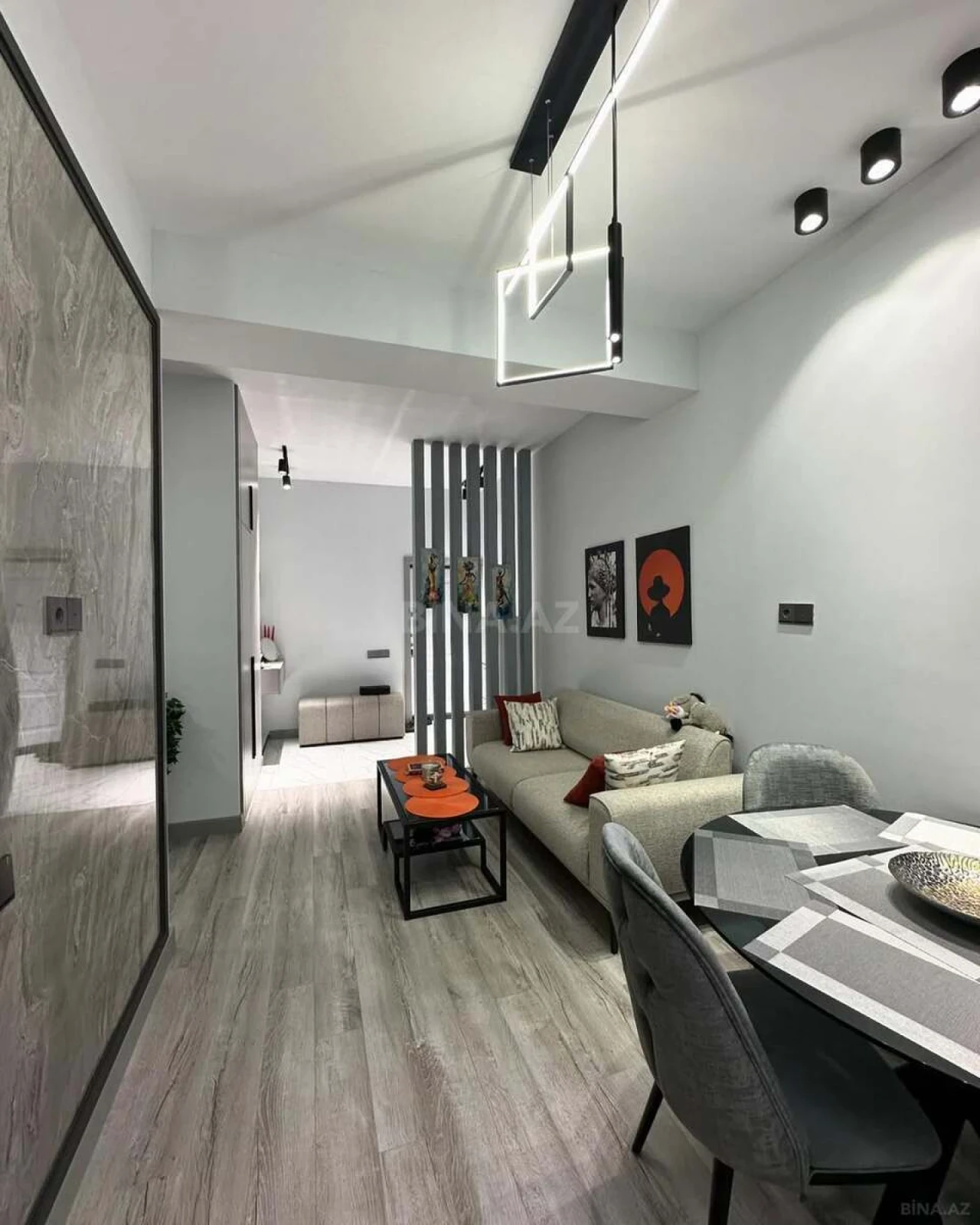 Kirayə verilir 2 otaqlı mənzil 70 m²