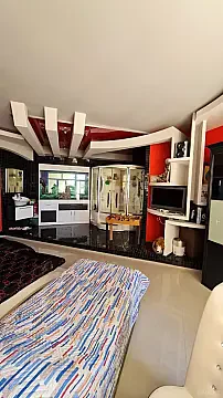 Satılır 2 otaqlı mənzil 160 m²