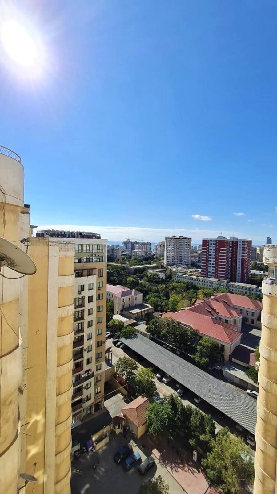 Satılır 2 otaqlı mənzil 160 m²