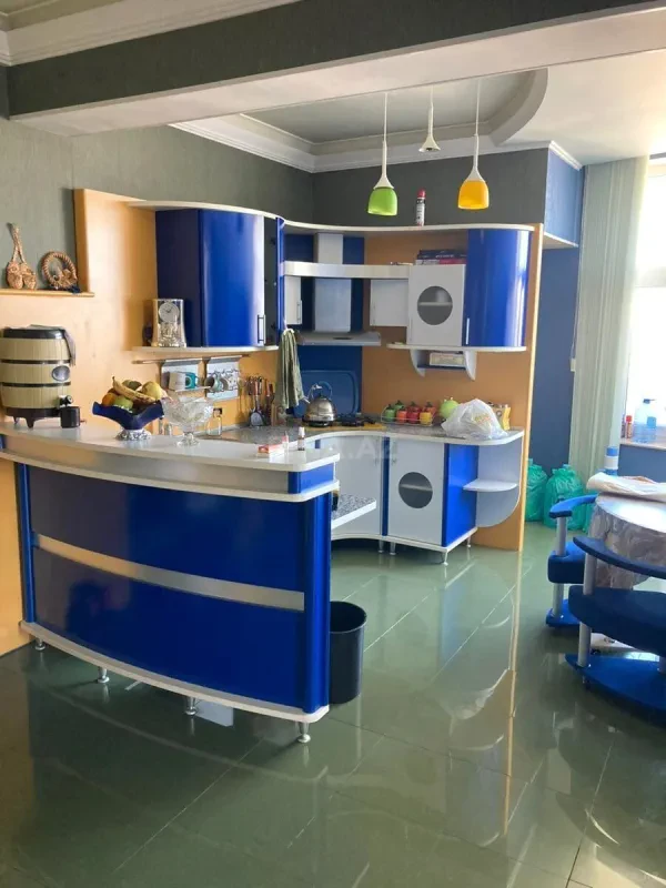 Satılır 2 otaqlı mənzil 160 m²
