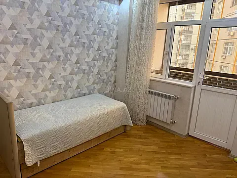 Kirayə verilir 4 otaqlı mənzil 120 m²