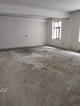 Satılır obyekt 380 m²