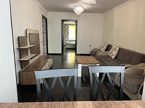 Kirayə verilir 3 otaqlı mənzil 65 m²