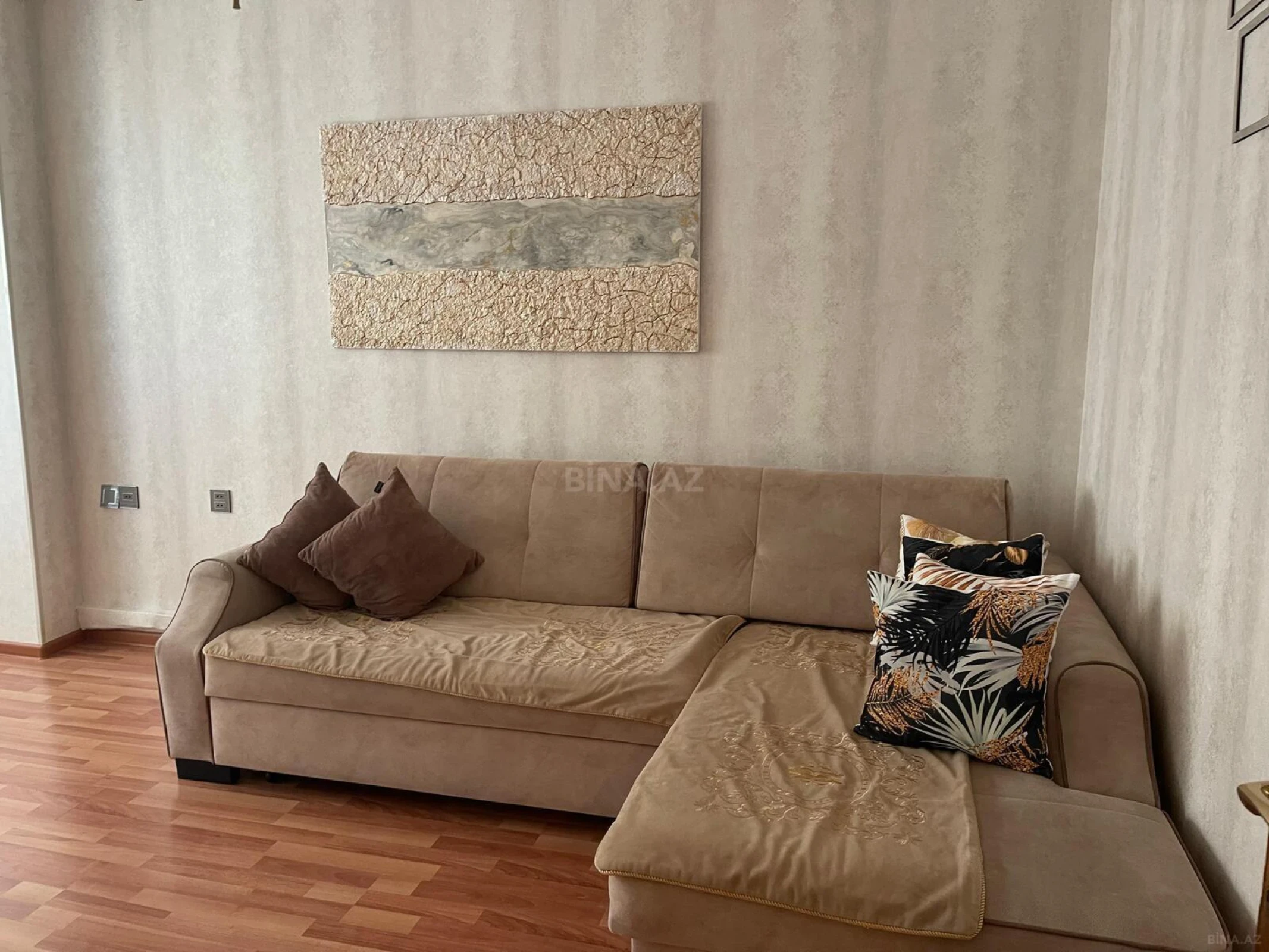 Kirayə verilir 3 otaqlı mənzil 80 m²