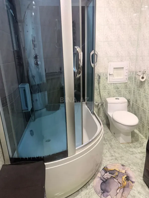 Kirayə verilir 2 otaqlı mənzil 63 m²