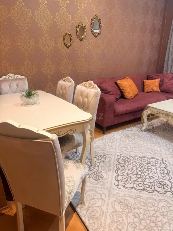 Kirayə verilir 2 otaqlı mənzil 63 m²
