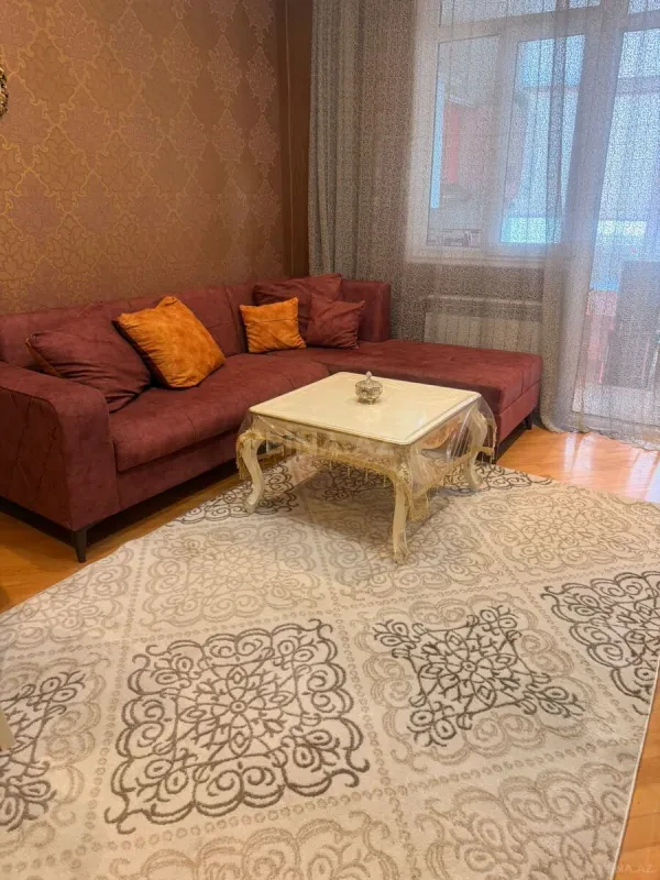 Kirayə verilir 2 otaqlı mənzil 63 m²